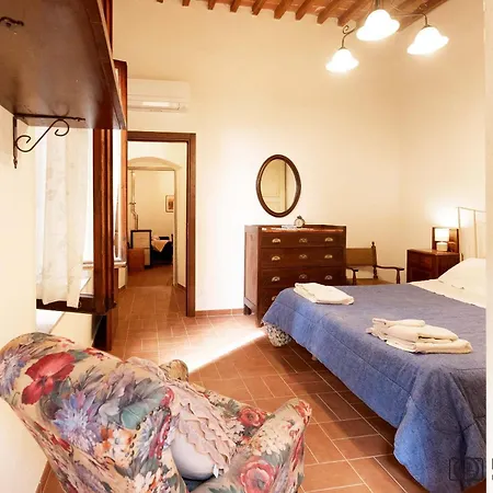 Apartment Casa Nana, Nel Borgo Di Peccioli