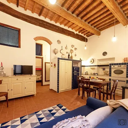 Casa Nana, Nel Borgo Di Apartmán *
